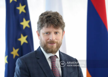 Ըստ Հայաստանի Մէջ Ֆրանսայի Դեսպանին.  «Ամերիկեան Եւ Եւրոպական Միջնորդութիւնները  Ամէնէն Յուսալի Երաշխիքներն Են»