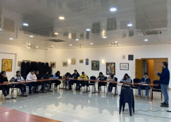 «Ապագայ Լրագրողներ»-ու  Ծրագիրի Չորրորդ Փուլ.  Հարցազրոյց Վարելու Օրէնքներու  Եւ Ձեւերու Ծանօթացում