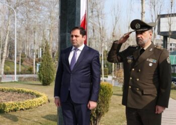 «Շրջանէն Դուրս Անվտանգութեան Փնտռտուքը Հակառակ Արդիւնքը Ունի»  Կ՛ըսէ Իրանի Պաշտպանութեան Նախարարը