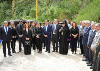 Ճիւնիի Ազգային Գերեզմանատան Մէջ Նոր Դամբարաններու Կառուցում Եւ Նորակառոյց  Մատրան Խաչքարի Օծում