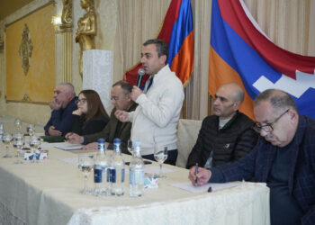 Հայրենի Կեանք