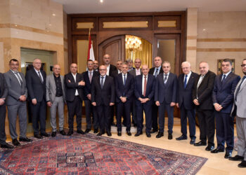Պըրրի. «Լիբանան Սնանկացած Երկիր Չէ»