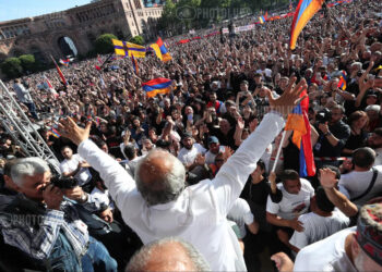 Նշմար. Մղձաւանջը Վե՛րջ Պիտի Գտնէ (Կամ` Նոր Արշալոյսի Մը Ոտնաձայները)