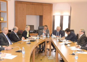 Արտաքին Յարաբերութիւններու Յանձնախումբը  Քլաուսի Հետ Քննարկեց ԵՈՒՆԵՐՈՒԱ-ի  Ֆինանսաւորումը Կասեցնելու Հետեւանքները