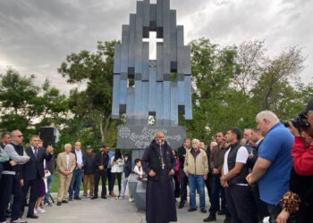 Մինչ Կիրանցի Մէջ Ընդվզումը Կը Շարունակուի,  Բագրատ Արք. Գալստանեան Կը Շարունակէ  Իր Հանդիպումները Հասարակութեան  Ներկայացուցիչներուն Հետ