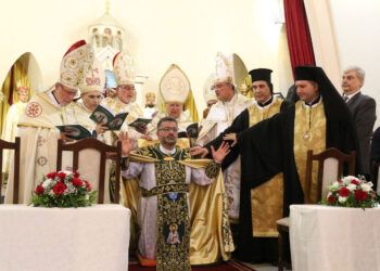 Եպիսկոպոսական ձեռնադրութիւն
