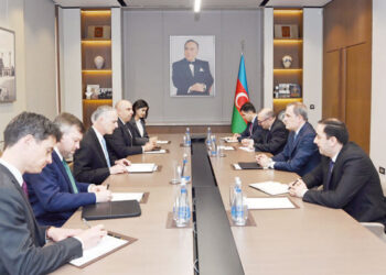 Պաքուի Մէջ Պայրամով-Պոնօ  Հանդիպում