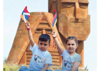 Խօսքերէն Անդին…