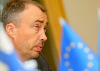 Քլաար. «Եւրոպական Միութիւնը Կ՛ակնկալէ, Որ Ղարաբաղի Հայերը Պաքուի Հետ Ուղիղ Կը Բանակցին Հայրենի Շրջան Անվտանգ Ու Արժանապատիւ Վերադարձին Շուրջ»
