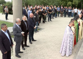 Արցախի Իշխանաւորները  Այցելեցին «Եռաբլուր»