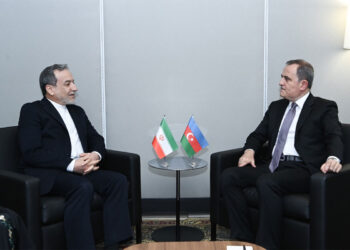 Արաղչի Եւ Պայրամով Քննարկած Են  Հայ-Ազրպէյճանական Յարաբերութիւններու  Կարգաւորումը