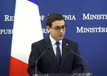 Ֆրանսայի Արտաքին Գործոց Նախարարը Կը Խոստանայ  Հայաստանը Պաշտպանել «Ռուսական Ճնշումէն»