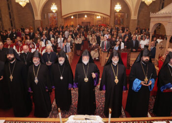 Արամ Ա. Կաթողիկոս Ժամանեց Պոսթըն