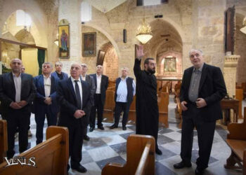 Գաղութէ Գաղութ