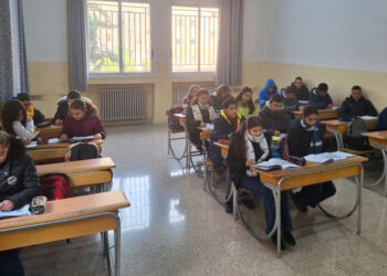 Գաղութէ – Գաղութ