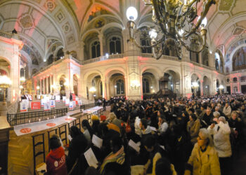 Մխիթարեան Միաբանութիւնը Կը Մասնակցի «Տառապող Եկեղեցւոյ Օգնութիւն» Կազմակերպութեան Նախաձեռնած Վկաներու Հսկումի Շաբթուան` Ներկայացնելով Արցախի Եւ Արցախցիներու Տառապանքն ու Սպառնալիքները