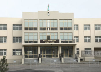 Պաքուի Մէջ Տեղի Ունեցած Է Արցախի Նախկին Պաշտօնեաներու Գործով Նախնական Դատական Նիստը