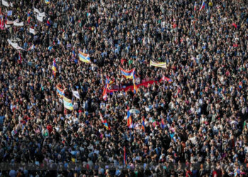 Երբ Մոլորակի Ութ Միլիառը Դարու Կէսին Ըլլայ Տասը