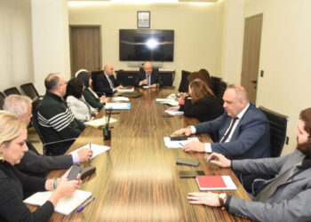 Ժապեր. «Յառաջիկայ Շաբաթ Միջազգային Դրամական Ֆոնտին  Հետ Քննարկումներ` Ներկայացնելու Համար  Ելեւմտական Ու Մաքսային Բարեկարգումներու Մէջ Յառաջընթացը»