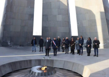 Հայրենի Կեանք