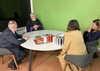 Արամ Ա. Կաթողիկոս Կարեւոր Հարցազրոյցներ Ունեցաւ Հռոմի Մէջ
