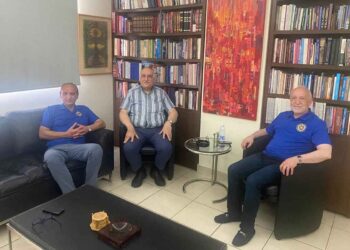 Ֆրեզնոյի Բժշկական Առաքելութեան Ներկայացուցիչները Այցելեցին  «Ազդակ»