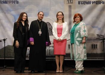 «Ընտանեկան Սրբութիւնը` Առաջնահերթութիւն» Նիւթով Դասախօսութիւն-Բանավէճ