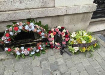 Ազգային Ինքնութեան Ոչնչացումը