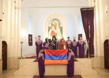 Գոհաբանական Մաղթանք Եւ Եռագոյն Դրօշի Օրհնութիւն Լիբանանի Հայոց Թեմի Եկեղեցիներուն Մէջ