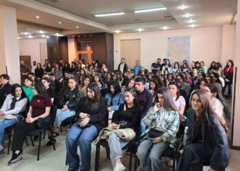 Հայրենի Կեանք