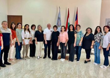 Ֆրեզնոյի Հայ Բժշկական Առաքելութեան Բժիշկները Այնճարի Մէջ Եւս Մատուցեցին Իրենց Ծառայութիւնները