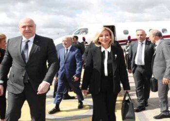 Նախագահ Աունն Ու Առաջին Տիկինը Այսօր Հանդիպում Կ՛ունենան Լեւոն ԺԴ. Պապին Հետ