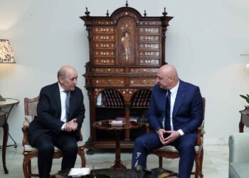 Նախագահ Աուն Ընդունեց Լը Տրիանը