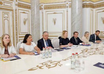 Քալլաս Կը Շեշտէ Ժողովրդավարական Արժէքները  Ամէն Պարագայի Պաշտպանելու Անհրաժեշտութիւնը