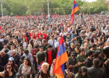 Արցախահայերը Երկրորդ Օրն Ըլլալով  Կը Շարունակեն Նստացոյցը