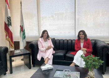 Պայրագտարեան Ընկերային Հարցերու  Նախարարին Հետ Հայ Համայնքին  Առնչուող Հարցեր Արծարծեց