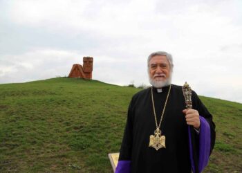 Արամ Ա. Կաթողիկոսին Պատգամը Արցախի  Հանրապետութեան Անկախութեան Տօնին Առիթով
