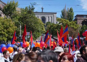 Երթ Եւ Նորագիրներու Խոստման Արարողութիւն  Երեւանի Մէջ` Հայաստանի Անկախութեան  Վերականգնման Տօնին Առիթով