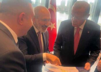 Փաշինեան Կը Միանայ Էրտողանին` Հայոց Ցեղասպանութեան Ճանաչման Ընդդիմանալու Մէջ