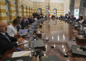 Շիի Նախարարները Հեռացան Նիստէն.  Կառավարութիւնը «Ողջունեց»  Զէնքի Մենաշնորհման Բանակի Ծրագիրը