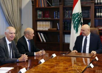 Լը Տրիանի Հետ Հանդիպումին.  «Յարձակումները Դադրեցնելու Համար Իսրայէլի Վրայ  Ֆրանսական Կամ Ամերիկեան Որեւէ Ճնշում  Պիտի Նպաստէ Բանակի Ծրագիրի Ամբողջացման»  Կ՛ըսէ Աուն