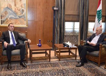 Պըրրի Ընդունեց Բանակի Գաղտնի Սպասարկութեան Տնօրէնը