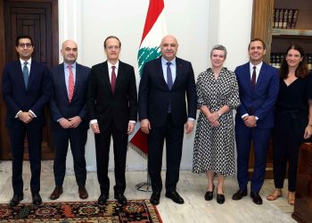 Նախագահ Աուն Ողջունեց Բանակի Ամրապնդման Համար Եւրոպական Միութեան Տրամադրած Աջակցութիւնը
