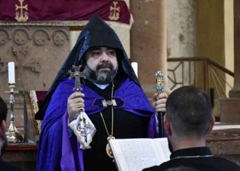 Ձերբակալուեցան Արագածոտնի Թեմի Առաջնորդը Եւ Խումբ Մը Հոգեւորականներ