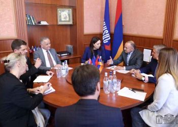 «Հայաստան» Խմբակցութեան Պատգամաւորները Եւրոպական Միութեան Դեսպան Վասիլիս Մարակոսի Հետ Հանդիպում Ունեցան
