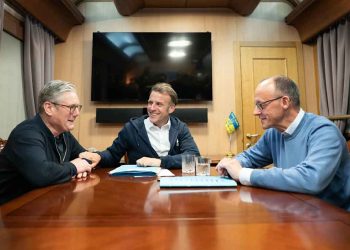 Սթարմըր, Մաքրոն Եւ Մերց Քննարկած Են  Ուքրանիոյ Աջակցութեան Հարցն Ու  Միջին Արեւելքի Կացութիւնը