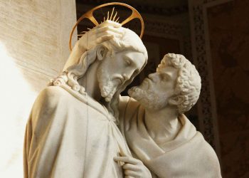 Պատմութեան Մէջ Քանդիչ Դաւաճանութիւններ