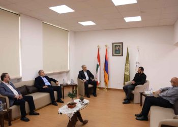 ՀՅԴ Լիբանանի Կեդրոնական Կոմիտէի Պատուիրակութիւնը Այցելեց Մխիթարեան Հայրերու Ռաուտայի Վարժարան