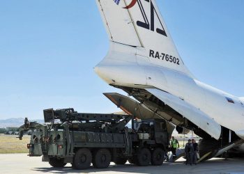 Ըստ «Պլումպըրկ»-ի. Անգարա Մտադիր Է «Էս-400»-ները Մոսկուային Վերադարձնելու