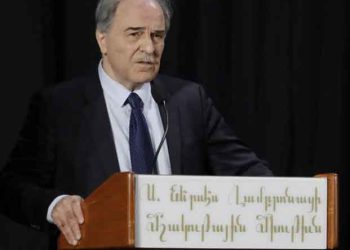 Խաղաղութեան Անունով  Լռութիւն, Իսկ Լռութեան Ետին` Ազգային Նահանջ